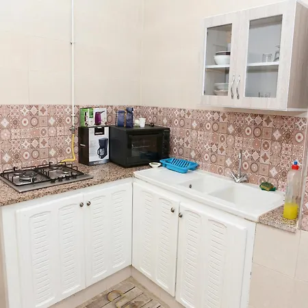 Apartamento A 2 Pas De La Medina Kairouan Exterior foto